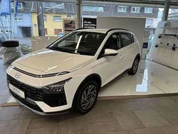 Atlas white Gebraucht 2024 Hyundai Bayon Trend SUV | 22.690 € (Fairer Preis)
