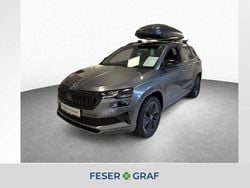 Graphite grau metallic Neu 2025 Skoda Karoq SportLine SUV | 38.890 € (Fairer Preis)