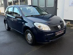 Blau Gebraucht 2010 Dacia Sandero Basis Kleinwagen | 2.680 € (Fairer Preis)
