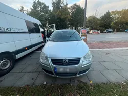 Silber Gebraucht 2006 VW Polo Kleinwagen | 3.500 € (Teuer)