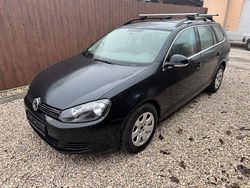 Schwarz Gebraucht 2010 VW Golf Kombi | 2.500 € (Guter Preis)