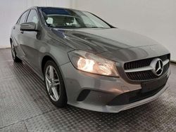 Mountaingrau Gebraucht 2015 Mercedes A180 Urban Kleinwagen | 12.500 € (Fairer Preis)