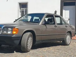 Braun Gebraucht 1988 Mercedes 190 Limousine | 9.999 €