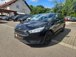 Schwarz Gebraucht 2015 Ford Focus Trend Kombi | 6.999 € (Fairer Preis)