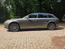 Braun Gebraucht 2013 Audi A4 Kombi | 11.100 € (Fairer Preis)