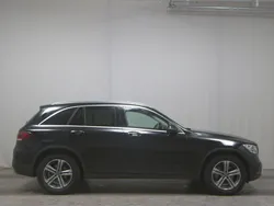 Schwarz Gebraucht 2020 Mercedes GLC200 SUV | 25.980 €