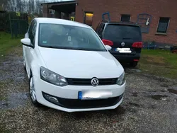 Weiß Gebraucht 2010 VW Polo Limousine | 5.500 € (Teuer)