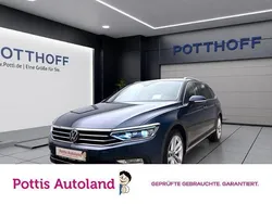 Blau Gebraucht 2023 VW Passat Elegance Kombi | 34.877 € (Guter Preis)