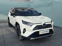 Weiß Gebraucht 2020 Toyota RAV4 Hybrid Style SUV | 33.500 € (Teuer)