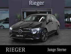 Black metallic Gebraucht 2024 Mercedes CLA220 Shooting Brake Advanced Plus Kombi | 34.399 € (Fairer Preis)