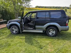 Schwarz Gebraucht 2002 Toyota Land Cruiser SUV | 6.000 €