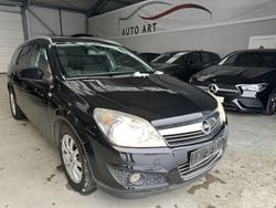 Schwarz Gebraucht 2010 Opel Astra Edition Kombi | 1.500 € (Guter Preis)