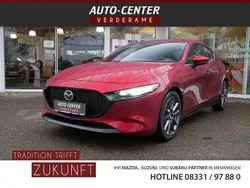 Soul red crystal Gebraucht 2024 Mazda 3 Exclusive-Line Limousine | 28.990 € (Fairer Preis)