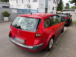 Rot Gebraucht 2004 Renault Mégane GrandTour Kombi | 590 € (Superpreis)