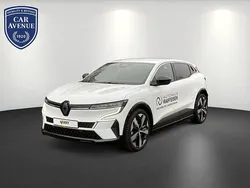 Weiß (arktisweiß (weiß)) Gebraucht 2024 Renault Mégane Komfort Limousine | 32.985 € (Superpreis)