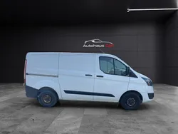Weiß Gebraucht 2016 Ford Transit Custom Van / Kleinbus | 6.990 €