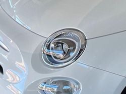 Weiss Gebraucht 2023 Abarth 595 Kleinwagen | 28.579 € (Teuer)