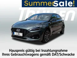 Grün Neu 2024 Hyundai i30 Advantage Limousine | 24.740 € (Guter Preis)