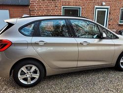Silber Gebraucht 2020 BMW 218 Active Tourer Advantage Van / Kleinbus | 17.200 € (Guter Preis)