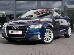 Blau Gebraucht 2019 Audi A3 Sport Limousine | 17.800 € (Guter Preis)