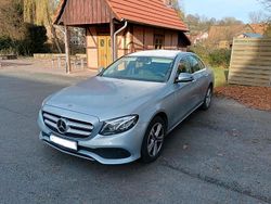Grau Gebraucht 2017 Mercedes E200 Limousine | 26.800 € (Fairer Preis)
