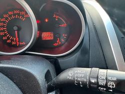 Grau Gebraucht 2008 Mazda CX-7 SUV | 6.000 € (Etwas zu teuer)