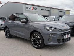 Grau Gebraucht 2025 Cupra Terramar VZ SUV | 39.450 € (Guter Preis)