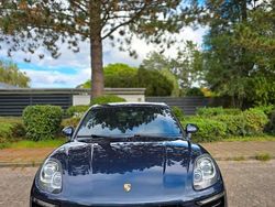 Blau Gebraucht 2015 Porsche Macan S SUV | 31.000 € (Teuer)