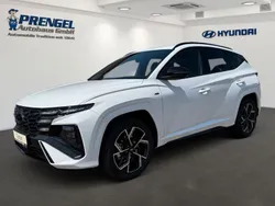 Atlas weiss / sol Neu 2025 Hyundai Tucson N Line SUV | 36.980 € (Fairer Preis)