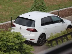 Weiß Gebraucht 2018 VW Golf VII GTI Limousine | 22.500 € (Fairer Preis)