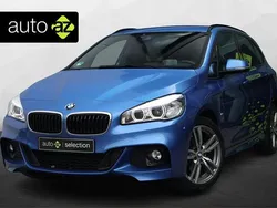 Blau Gebraucht 2018 BMW 218 Active Tourer Sport Line Van / Kleinbus | 19.500 € (Teuer)