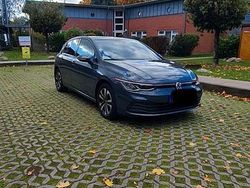 Blau Gebraucht 2021 VW Golf VIII United Kombi | 22.000 € (Fairer Preis)