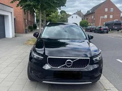 Schwarz Gebraucht 2019 Volvo XC40 Momentum SUV | 21.950 € (Guter Preis)