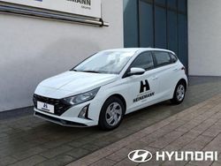 Atlas white Gebraucht 2025 Hyundai i20 Select Limousine | 17.950 € (Fairer Preis)