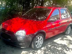 Rot Gebraucht 2000 Opel Corsa Kleinwagen | 600 € (Guter Preis)