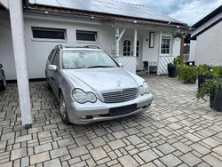 Silber Gebraucht 2001 Mercedes C320 Classic Limousine | 3.000 € (Fairer Preis)