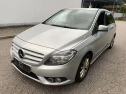 Silber Gebraucht 2013 Mercedes B180 Van / Kleinbus | 4.999 € (Superpreis)