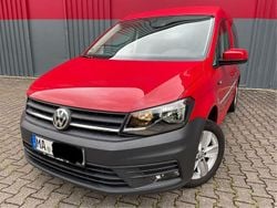 Rot Gebraucht 2018 VW Caddy Comfortline Van / Kleinbus | 16.499 € (Guter Preis)