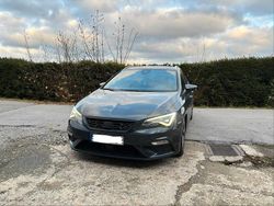 Grau Gebraucht 2019 Seat Leon ST Kombi | 15.500 € (Teuer)