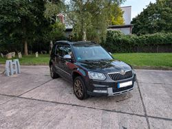 Schwarz Gebraucht 2014 Skoda Yeti SUV | 10.500 € (Teuer)