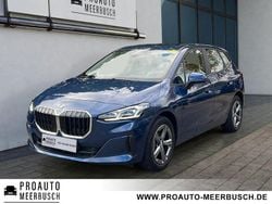 Phytonicblau Gebraucht 2024 BMW 218 Active Tourer Performance Van / Kleinbus | 25.630 € (Superpreis)