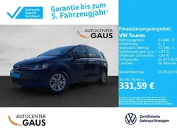 Blau Gebraucht 2024 VW Touran Comfortline Van / Kleinbus | 33.380 € (Fairer Preis)