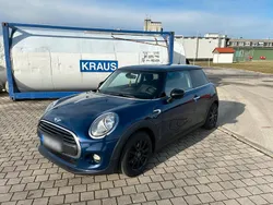 Blau Gebraucht 2017 Mini ONE Kleinwagen | 10.600 € (Fairer Preis)