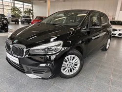 Schwarz Gebraucht 2021 BMW 218 Active Tourer Advantage Van / Kleinbus | 23.975 € (Fairer Preis)