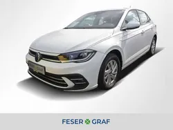 Pure white Gebraucht 2024 VW Polo Style Limousine | 20.440 € (Guter Preis)