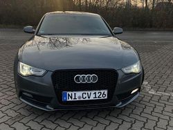 Grau Gebraucht 2012 Audi A5 Sport Coupé | 8.500 €