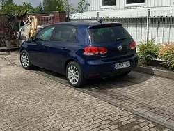 Blau Gebraucht 2011 VW Golf VI Limousine | 6.700 € (Etwas zu teuer)