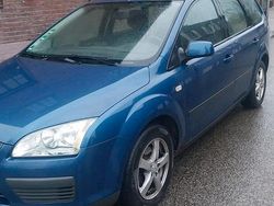 Blau Gebraucht 2007 Ford Focus Kombi | 300 € (Superpreis)