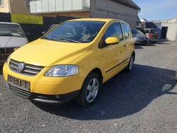 Sonnengelb Gebraucht 2006 VW Fox Basis Kleinwagen | 3.990 € (Teuer)