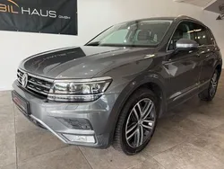 Grau Gebraucht 2016 VW Tiguan Highline SUV | 24.900 € (Etwas zu teuer)